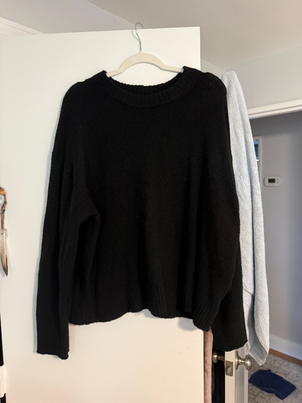 American Eagle Black Cozy Sweater - EUC
